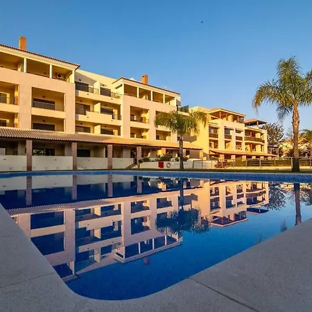 Amazing With Pool View * 维拉摩拉